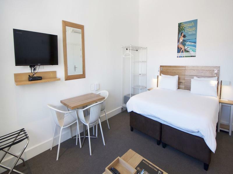 Harbour House Hotel - Le Paradis Apartments Херманус Экстерьер фото